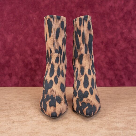 Stuart Weitzman Women Wren Fabric Leopard Print High Heel Ankle Boots sz 8 - Picture 3 of 9